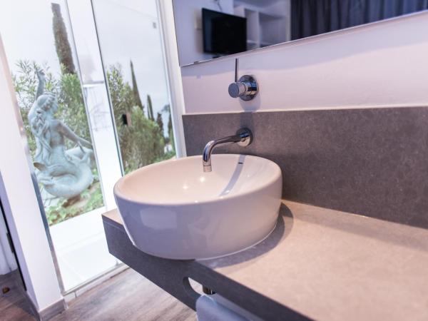 Hostal Ribas : photo 5 de la chambre chambre lits jumeaux