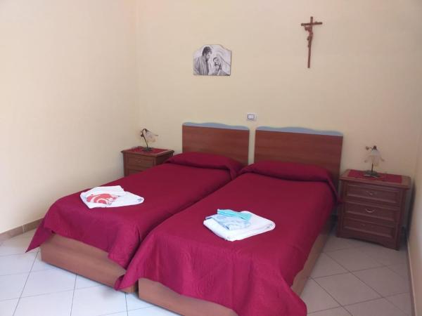 Santa Maria Maddalena : photo 5 de la chambre chambre lits jumeaux avec douche 