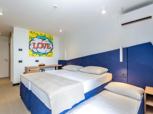 Holiday Resort Ad Turres : photo 4 de la chambre chambre familiale