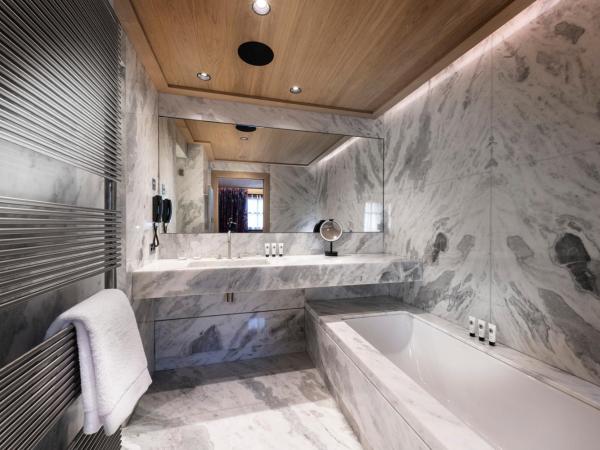 Armancette - The Leading Hotels of the World : photo 4 de la chambre chambre saint nicolas