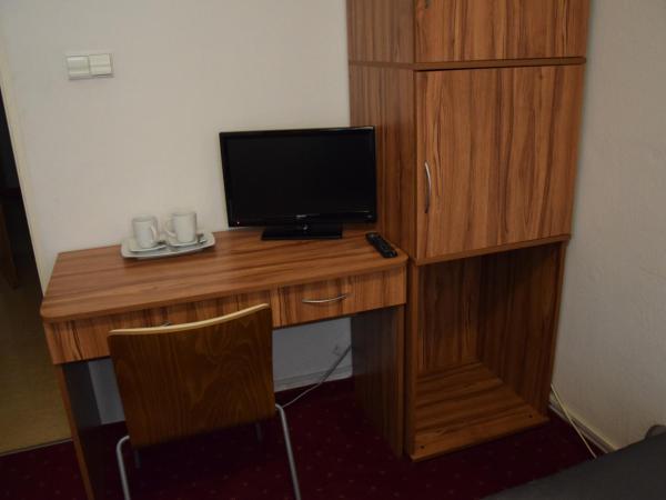 Centrum Konferencyjne IBIB PAN : photo 2 de la chambre chambre lits jumeaux