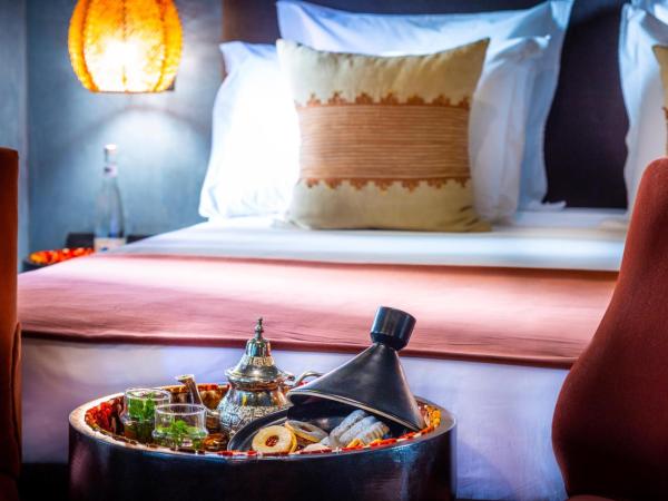 Riad Tajania : photo 6 de la chambre suite - vue sur piscine