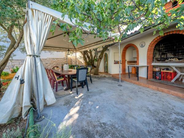 Apartmani Patača : photo 9 de la chambre appartement avec terrasse