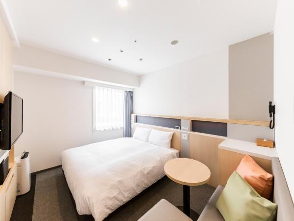 Via Inn Prime Shinsaibashi Yotsubashi : photo 1 de la chambre chambre double standard - non-fumeurs