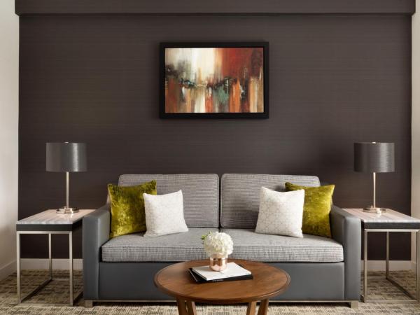 Fairmont The Queen Elizabeth : photo 3 de la chambre suite 1 chambre avec lit king-size