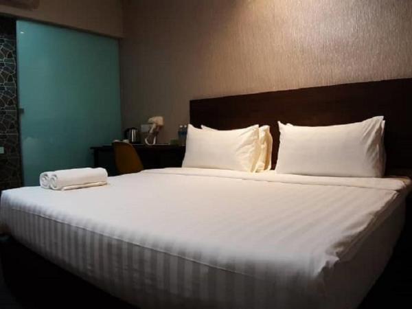 MIICO Hotel @ Mount Austin : photo 8 de la chambre chambre lit king-size