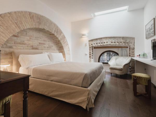 Il Gallo Bianco : photo 6 de la chambre chambre double deluxe