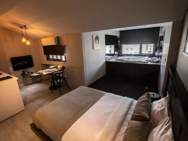 Cityloft 36 : photo 1 de la chambre studio avec bain à remous