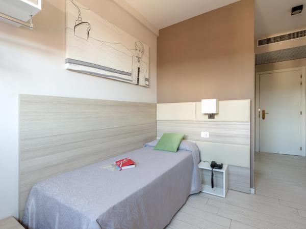 Hotel Cristina : photo 4 de la chambre chambre simple