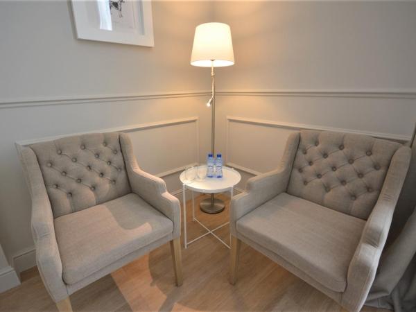 Villa de Noailles : photo 3 de la chambre chambre double ou lits jumeaux supérieure