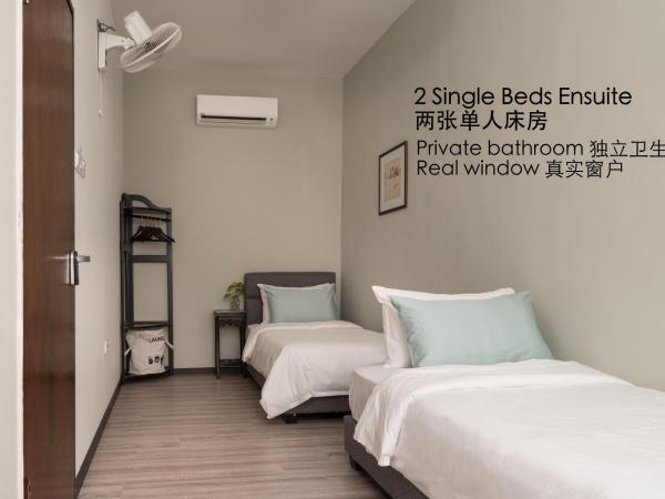 Carnarvon House : photo 2 de la chambre chambre lits jumeaux avec baignoire