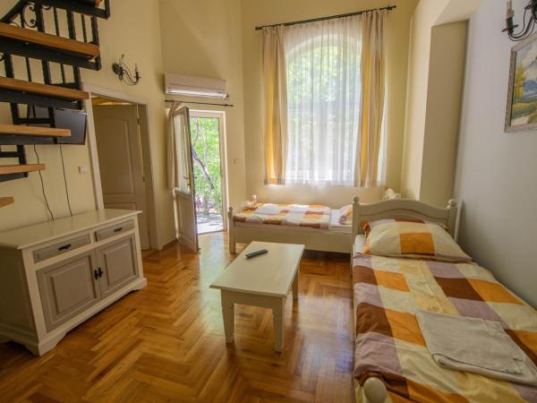 Pater Apartments and Rooms : photo 3 de la chambre appartement (6 adultes)