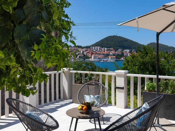 Apartments and Rooms Villa Naida : photo 9 de la chambre studio - vue sur mer