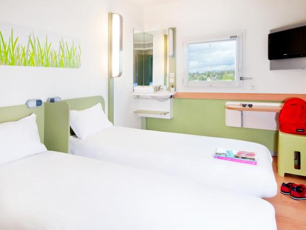 ibis budget Gare de Poitiers : photo 2 de la chambre chambre lits jumeaux