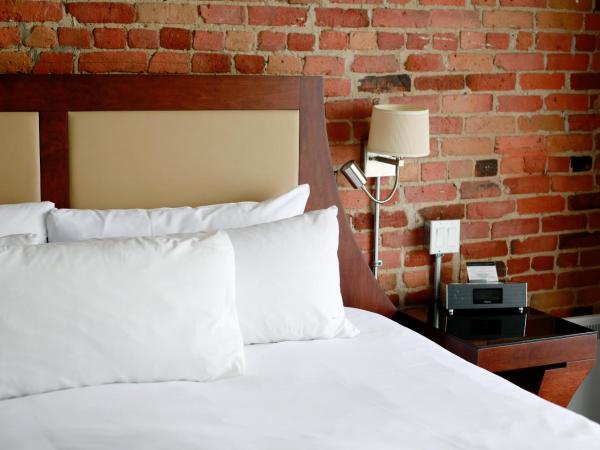 Hotel Nelligan : photo 6 de la chambre chambre king avec vue sur atrium