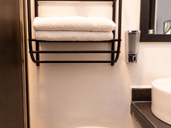 Santa Fe Studios And Suites : photo 10 de la chambre studio lit queen-size