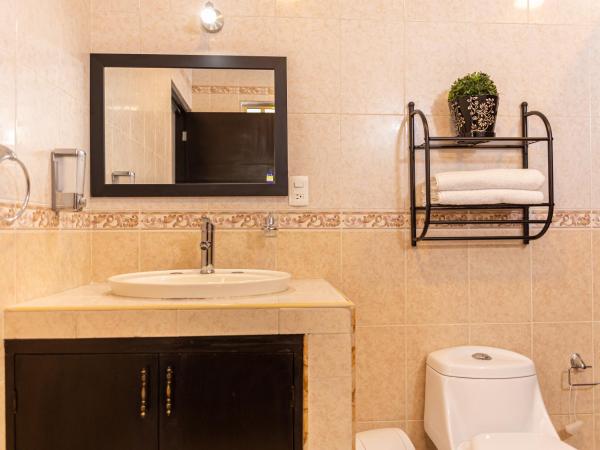 Santa Fe Studios And Suites : photo 7 de la chambre studio avec terrasse