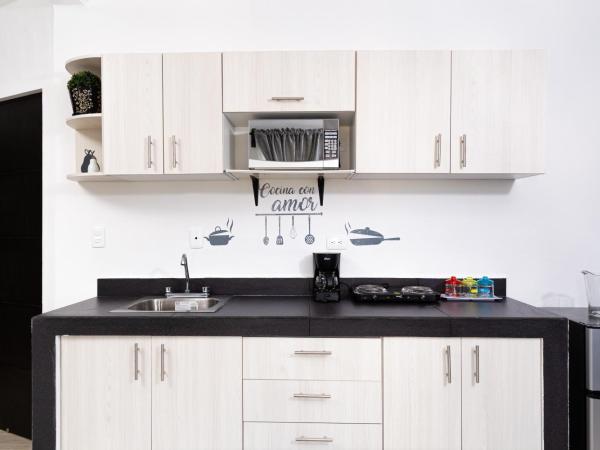 Santa Fe Studios And Suites : photo 5 de la chambre studio avec terrasse