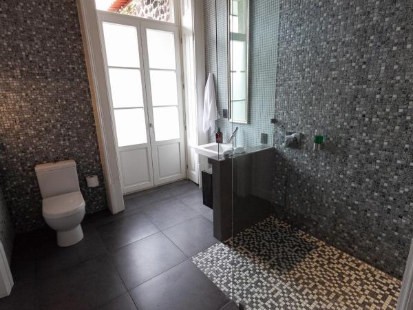 Mumedi Design Hotel : photo 8 de la chambre suite lit king-size avec balcon