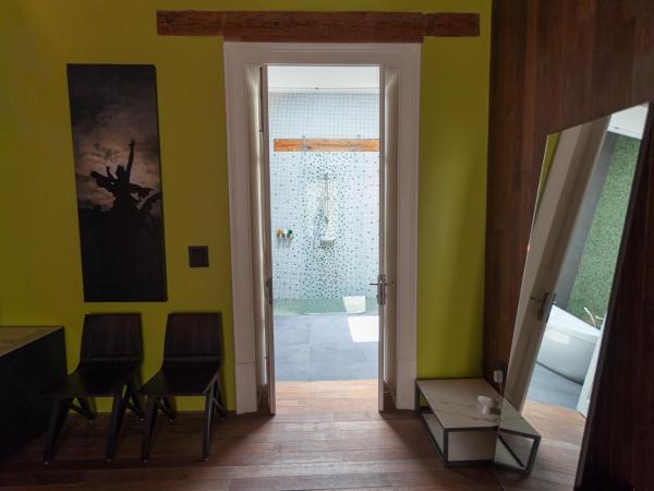 Mumedi Design Hotel : photo 1 de la chambre suite de luxe avec baignoire