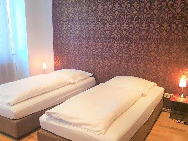 Hotel Stern : photo 3 de la chambre chambre lits jumeaux