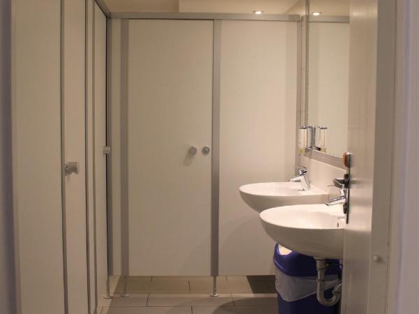 martas Gästehäuser Hauptbahnhof Berlin : photo 9 de la chambre lit dans dortoir 6 lits