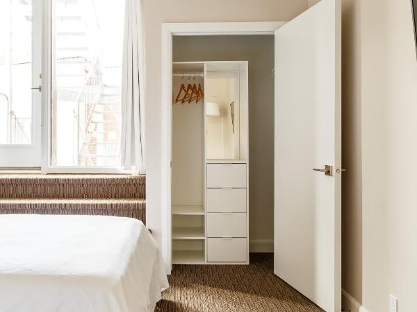 Parc Avenue Lofts : photo 10 de la chambre appartement - p1-102