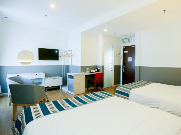 The Explorer Hotel : photo 4 de la chambre chambre familiale