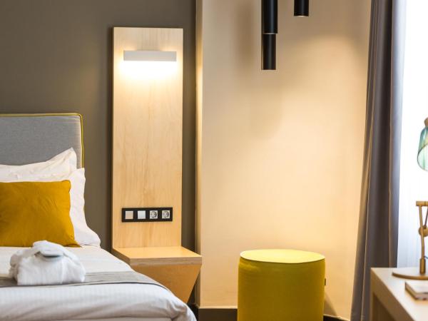 St. Bjur Suites : photo 6 de la chambre chambre triple