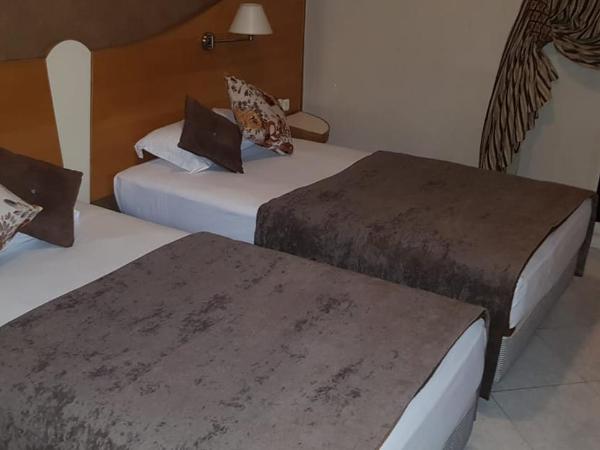 Hotel Mounia : photo 3 de la chambre chambre double ou lits jumeaux