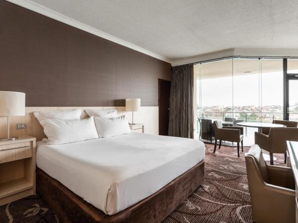 Lakes Hotel : photo 1 de la chambre suite avec baignoire spa