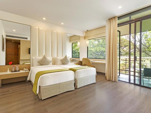 Sarovar Portico Outer Ring Road : photo 3 de la chambre club rooms with balcony