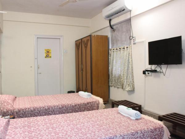 YWCA International Centre : photo 5 de la chambre chambre double premier