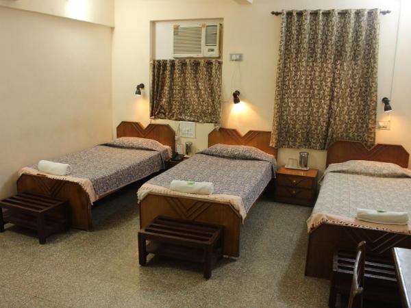 YWCA International Centre : photo 6 de la chambre chambre triple standard