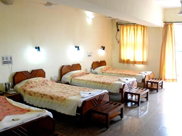 YWCA International Centre : photo 3 de la chambre chambre familiale standard