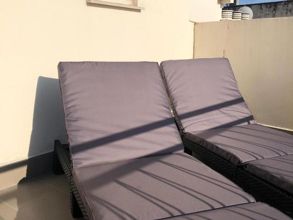 Hotel Courbet : photo 8 de la chambre chambre double avec toit-terrasse - vue sur mer