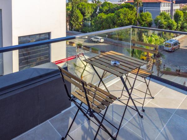 Aspendos eXtra : photo 6 de la chambre studio avec terrasse