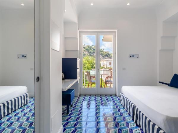 Hotel Mignon Meublè : photo 2 de la chambre chambre double - vue sur jardin