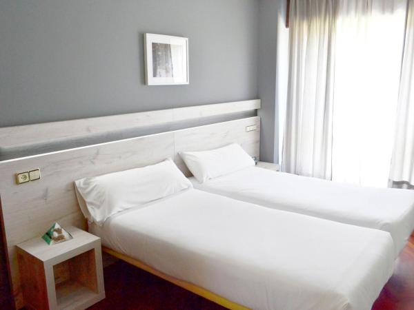 Alda Puerta Coruña : photo 6 de la chambre chambre double