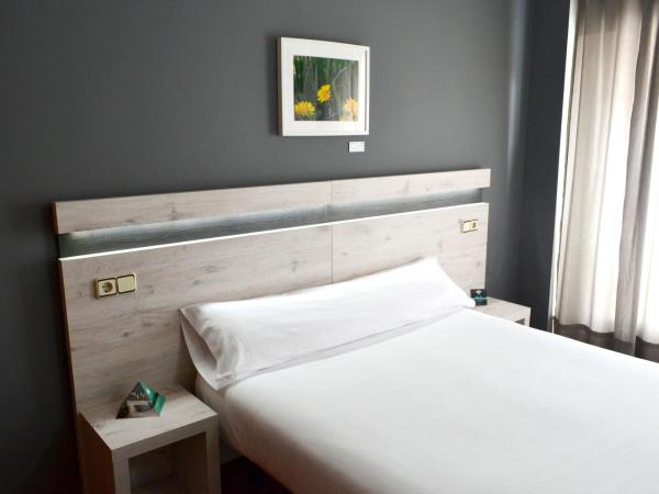 Alda Puerta Coruña : photo 4 de la chambre chambre double ou lits jumeaux Économique