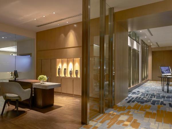 Pullman Jakarta Indonesia : photo 4 de la chambre chambre king exécutive avec accès au salon