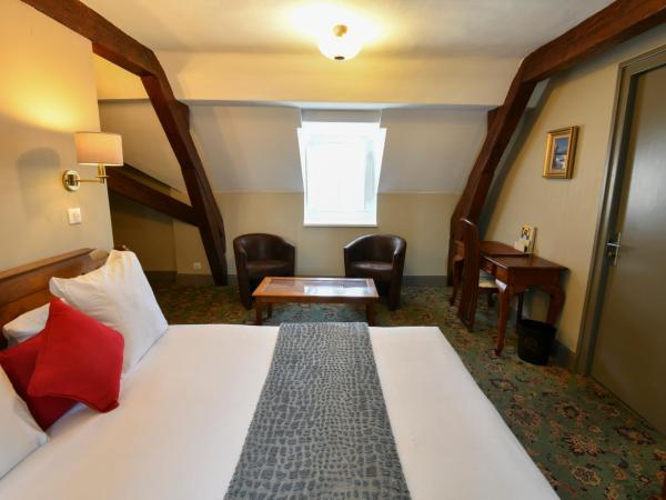 Hotel De Gramont : photo 2 de la chambre suite familiale