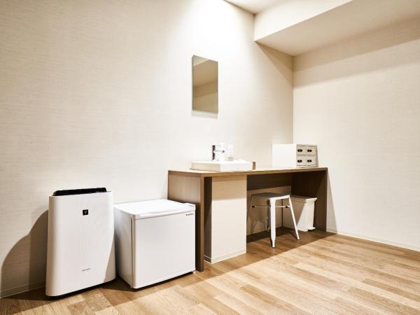 &AND HOSTEL HOMMACHI EAST : photo 5 de la chambre lit superposé dans dortoir mixte