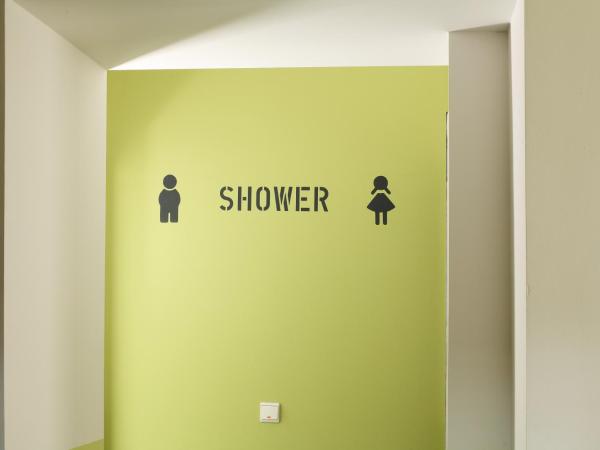 Industriepalast Berlin : photo 9 de la chambre lit simple en dortoir mixte de 8 lits