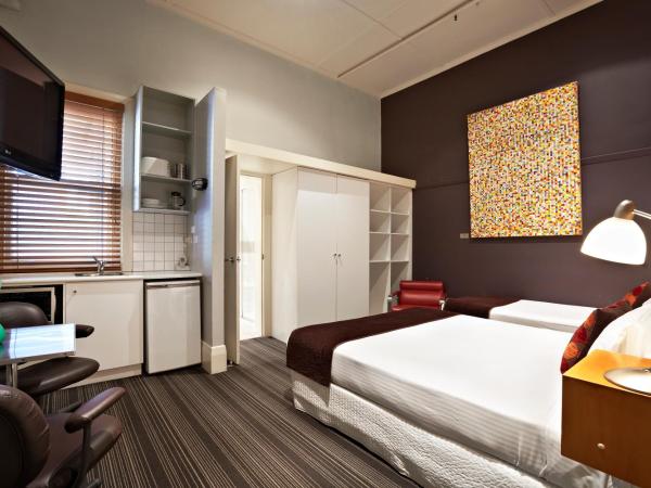 Tolarno Hotel : photo 4 de la chambre superior room - chambre boheme