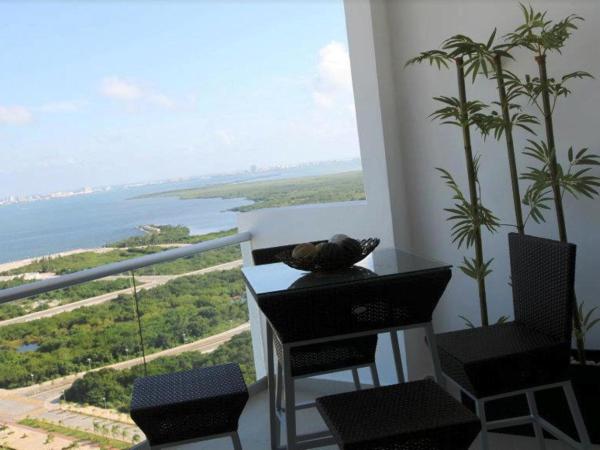Suites Malecon Cancun : photo 6 de la chambre suite 1 chambre avec vue sur l'océan