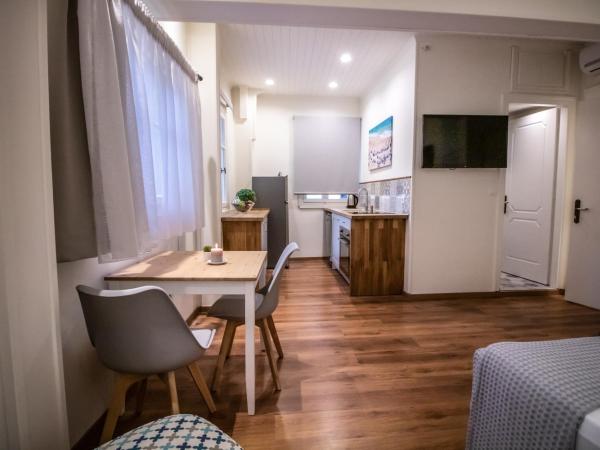 Levkosh Apartments at Lefkada's Heart : photo 1 de la chambre studio lit king-size deluxe