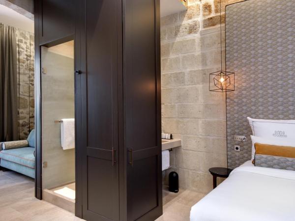 Boutique Hôtel des Remparts & Spa : photo 9 de la chambre chambre double deluxe