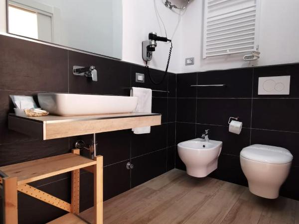 Affittacamere 5 Terre Dolci Sogni : photo 2 de la chambre suite deluxe avec lit king-size