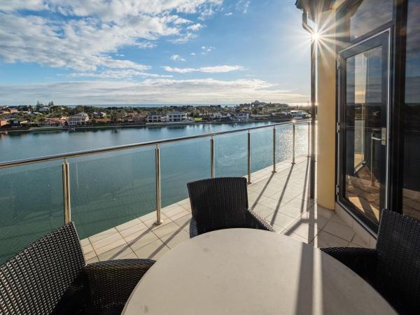 Lakes Hotel : photo 10 de la chambre suite avec baignoire spa